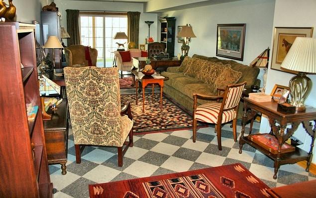 How to Light a Living Room with No Overhead Lighting