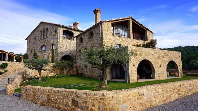 10 Common Types of Stones for House Exteriors