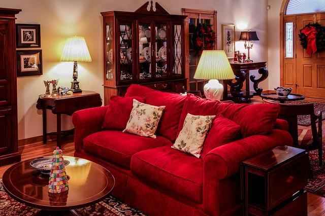 11 Amazing Tips on How to Make a Living Room Cozy
