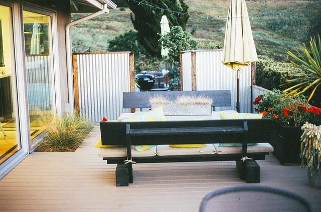 small patio ideas on a budget